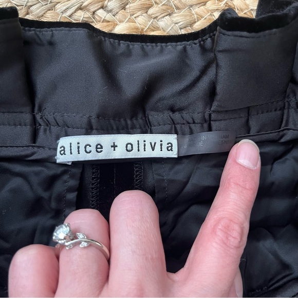 Sold - Picture 4 of 6